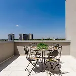 شقة Skyline Ottavo Cielo مودينا