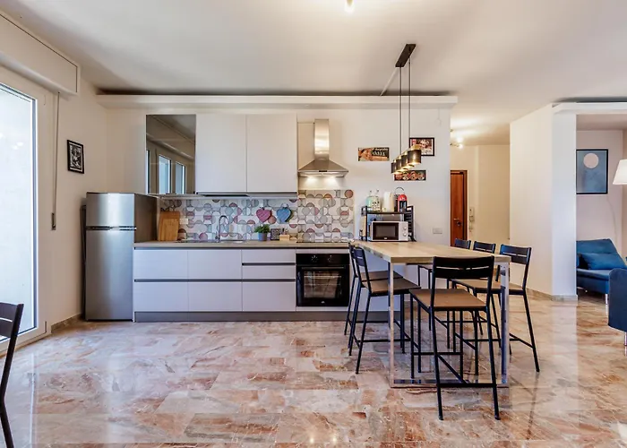 Skyline Ottavo Cielo 摩德纳