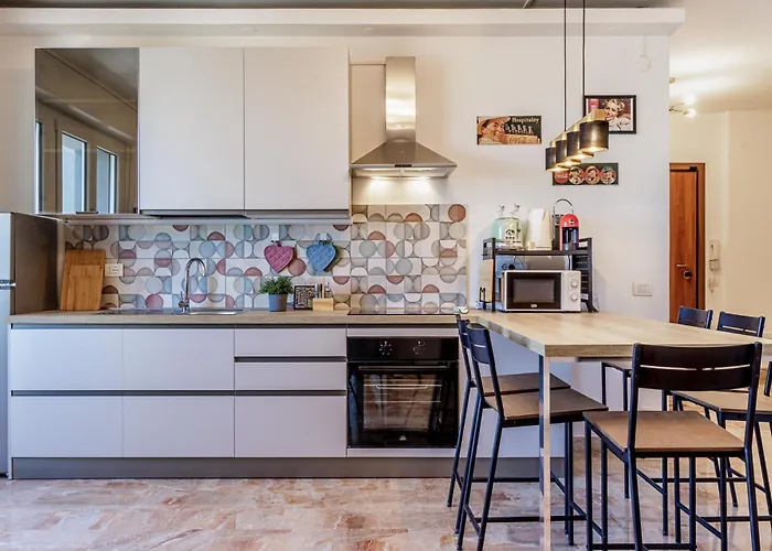 公寓 Skyline Ottavo Cielo 摩德纳